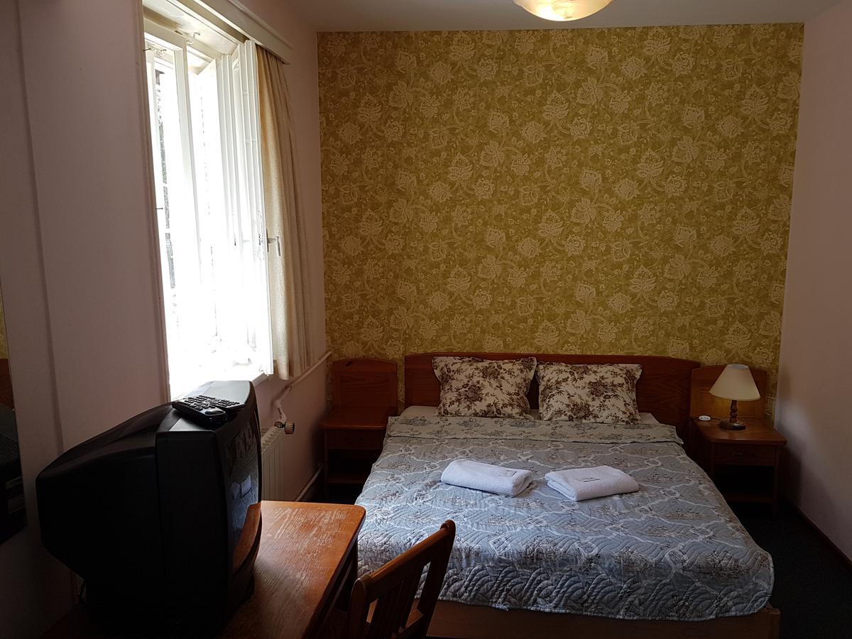 Boeritza Hotel Complex Vladaya Esterno foto